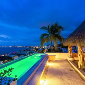 3* Hotel Luna Liquida